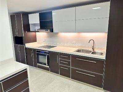 Apartamento de 3 alcobas en venta en Santa Barbara, Bogotá, 180 m² · foto 5 de 20