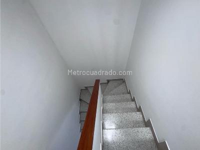 Casa de 5 alcobas en arriendo en Pasadena, Bogotá, 250 m² · foto 15 de 20