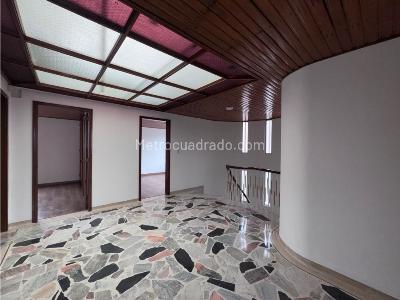 Casa de 5 alcobas en arriendo en Pasadena, Bogotá, 250 m² · foto 16 de 20