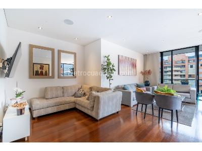Apartamento en venta en Country Club, Bogotá · foto 3 de 16