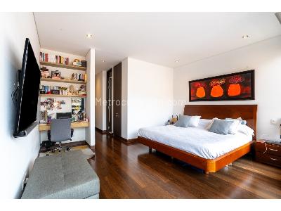 Apartamento en venta en Country Club, Bogotá · foto 8 de 16