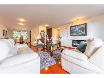 Apartamento de 4 alcobas en venta en Niza, Bogotá, 184 m² · foto 3 de 15