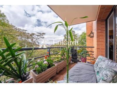 Apartamento de 4 alcobas en venta en Niza, Bogotá, 184 m² · foto 4 de 15