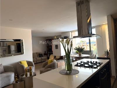 Apartamento en venta en San Patricio, Bogotá · foto 2 de 10