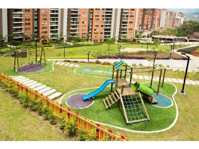 Apartamento en venta en Loma De Los Bernal, Medellín · foto 12 de 20
