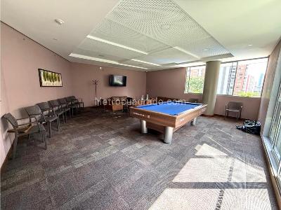 Apartamento en venta en Loma De Los Bernal, Medellín · foto 18 de 20