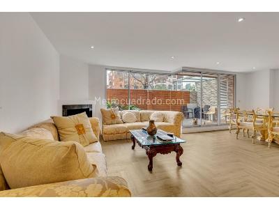 Apartamento de 3 alcobas en venta en Santa Barbara, Bogotá, 179 m² · foto 6 de 10