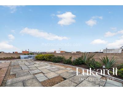 Apartamento de 3 alcobas en venta en Santa Barbara, Bogotá, 138 m² · foto 14 de 15