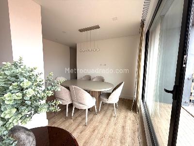 Apartamento de 3 alcobas en venta en La Carolina Country, Bogotá, 191 m² · foto 3 de 12