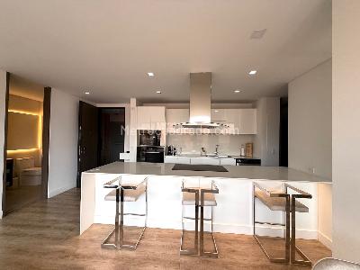 Apartamento de 3 alcobas en venta en La Carolina Country, Bogotá, 191 m² · foto 5 de 12