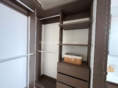 Apartamento de 3 alcobas en venta en La Carolina Country, Bogotá, 191 m² · foto 9 de 12