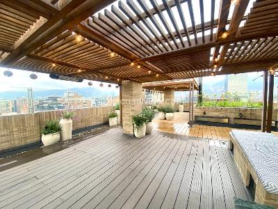 Apartamento de 2 alcobas en venta en Chico Virrey, Bogotá, 215 m² · foto 12 de 14