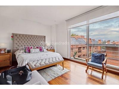 Apartamento de 3 alcobas en venta en San Patricio, Bogotá, 130 m² · foto 10 de 12