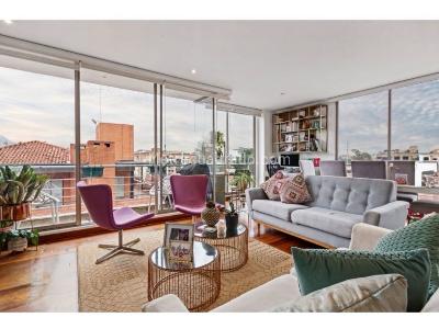Apartamento de 3 alcobas en venta en San Patricio, Bogotá, 130 m² · foto 2 de 12