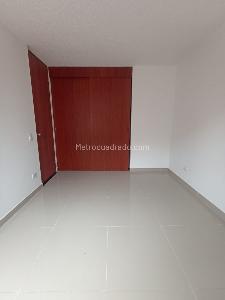 Apartamento de 4 alcobas en venta en San Carlos Tibabita, Bogotá, 87 m² · foto 14 de 20