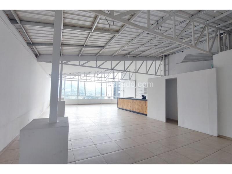Local Comercial en Arriendo, Avenida Bolivar, Armenia - Vista 3
