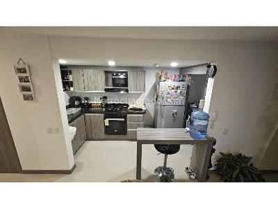 Apartamento de 3 alcobas en venta en Avenida Centenario, Armenia, 83 m² · foto 6 de 18