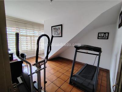 Casa de 5 alcobas en venta en Barrio La Cabaña, Armenia, 256 m² · foto 6 de 20
