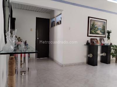 Casa de 5 alcobas en venta en Fundadores, Armenia, 280 m² · foto 9 de 19