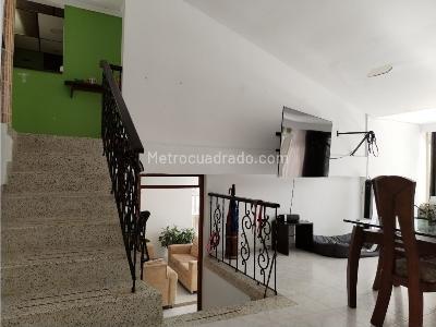 Casa de 5 alcobas en venta en Fundadores, Armenia, 280 m² · foto 15 de 19