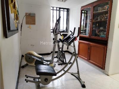 Casa de 5 alcobas en venta en Fundadores, Armenia, 280 m² · foto 16 de 19