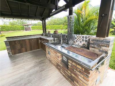 Casa de 5 alcobas en venta en Puerto Espejo, Armenia, 340 m² · foto 5 de 20