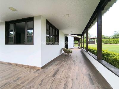 Casa de 5 alcobas en venta en Puerto Espejo, Armenia, 340 m² · foto 7 de 20
