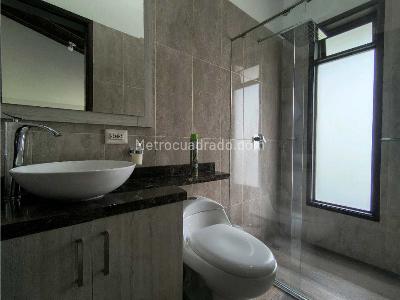 Casa de 5 alcobas en venta en Puerto Espejo, Armenia, 340 m² · foto 16 de 20