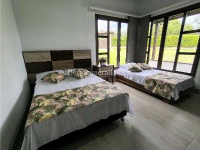 Casa de 5 alcobas en venta en Puerto Espejo, Armenia, 340 m² · foto 18 de 20
