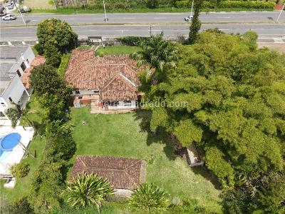 Casa de 4 alcobas en venta en Via Aeropuerto El Eden, Armenia, 350 m² · foto 2 de 20