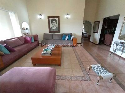 Casa de 4 alcobas en venta en Via Aeropuerto El Eden, Armenia, 350 m² · foto 6 de 20