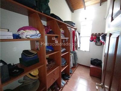 Casa de 4 alcobas en venta en Via Aeropuerto El Eden, Armenia, 350 m² · foto 14 de 20