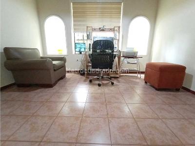Casa de 4 alcobas en venta en Via Aeropuerto El Eden, Armenia, 350 m² · foto 16 de 20