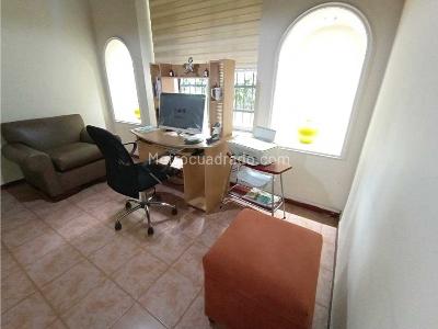 Casa de 4 alcobas en venta en Via Aeropuerto El Eden, Armenia, 350 m² · foto 17 de 20