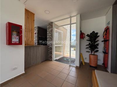 Apartamento en venta en Barrio La Patria, Armenia · foto 3 de 14