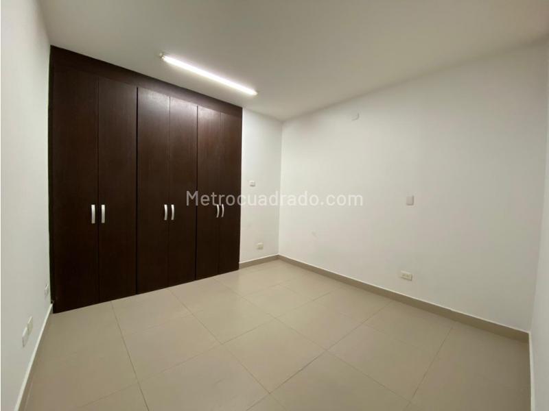 Oficina en Arriendo, Avenida Bolivar, Armenia - Más