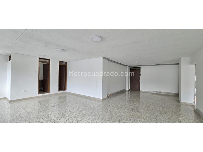 Oficina en Arriendo, Centro, Armenia - Más
