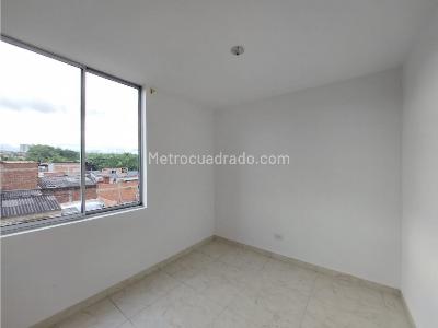 Apartamento de 3 alcobas en venta en La Pavona, Armenia, 47 m² · foto 7 de 13