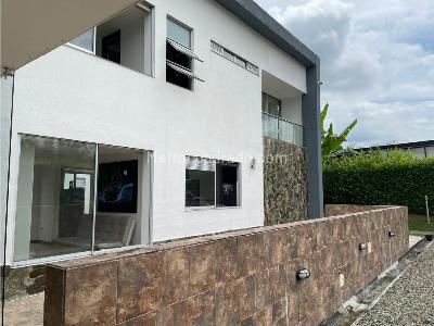 Casa de 5 alcobas en venta en Via Al Caimo, Armenia, 1761 m² · foto 10 de 20