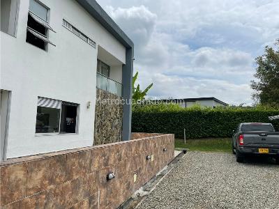 Casa de 5 alcobas en venta en Via Al Caimo, Armenia, 1761 m² · foto 16 de 20