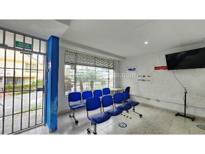 Casa de 3 alcobas en venta en Nueva Cecilia, Armenia, 220 m² · foto 3 de 13