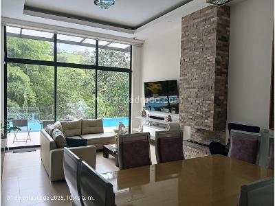 Casa de 4 alcobas en venta en Via Circasia, Armenia, 300 m² · foto 3 de 20