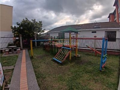 Apartamento de 3 alcobas en venta en Yulima, Armenia, 80 m² · foto 17 de 18