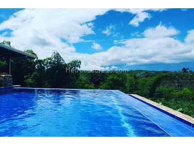 Casa de 5 alcobas en venta en Km 1 Via Armenia Montenegro, Armenia, 440 m² · foto 14 de 20