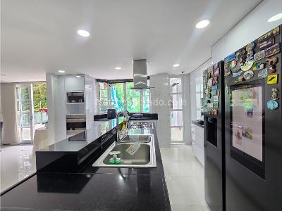 Casa de 5 alcobas en venta en La Castellana, Armenia, 190 m² · foto 13 de 20