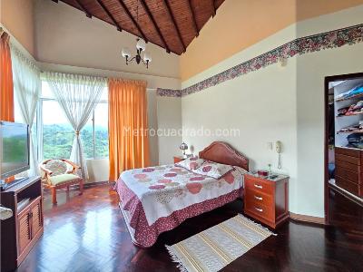 Casa de 4 alcobas en venta en Av Centenario, Armenia, 200 m² · foto 18 de 20