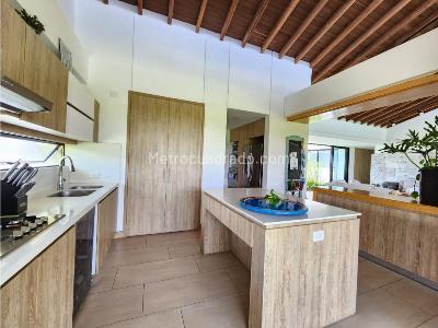Casa de 4 alcobas en venta en Club Campestre, Armenia, 375 m² · foto 15 de 20