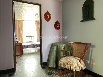 Casa de 5 alcobas en venta en Calle 13 Centro, Armenia, 176 m² · foto 10 de 20