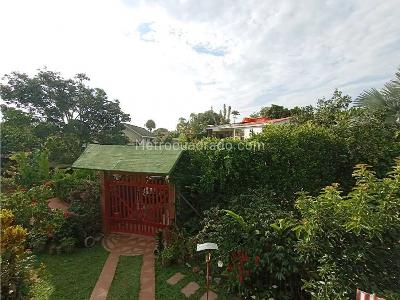Casa de 5 alcobas en venta en Via Aeropuerto El Eden, Armenia, 300 m² · foto 14 de 17