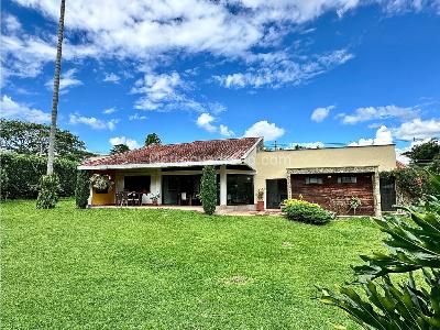 Casa de 5 alcobas en venta en Km 1 5 Via Club Campestre, Armenia, 500 m² · foto 4 de 20